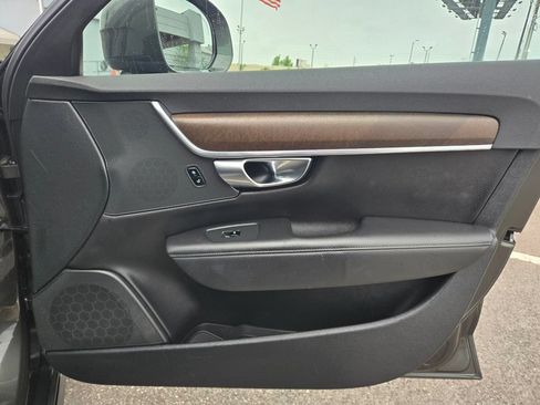Used 2020 Volvo V90 T6 Cross Country AWD/4WD image 46
