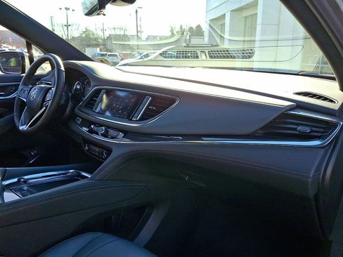 Certified 2024 Buick Enclave Essence w/ Technology Package image 28
