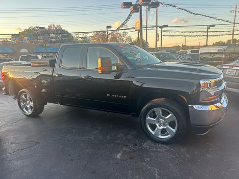 Used 2016 Chevrolet Silverado 1500 LT w/ Max Trailering Package image 3