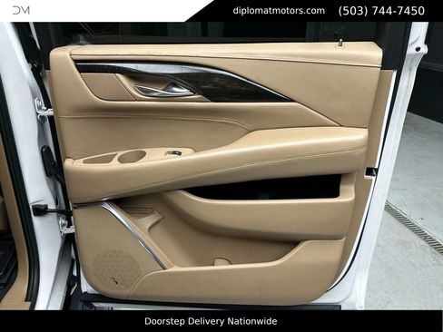 Used 2019 Cadillac Escalade ESV Platinum image 23