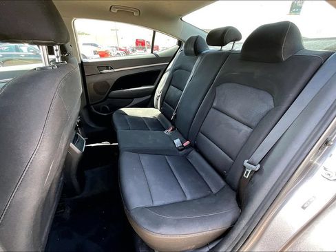 Used 2018 Hyundai Elantra SEL FWD image 30