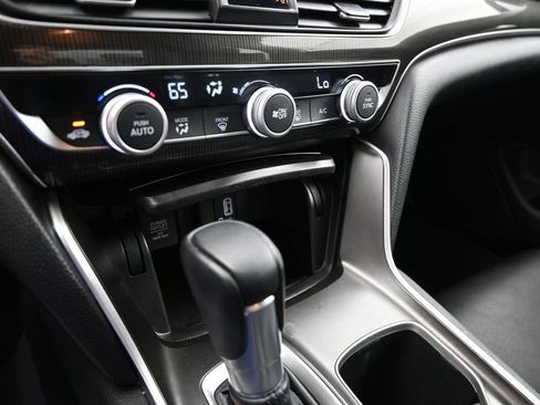 Used 2018 Honda Accord Sport image 22