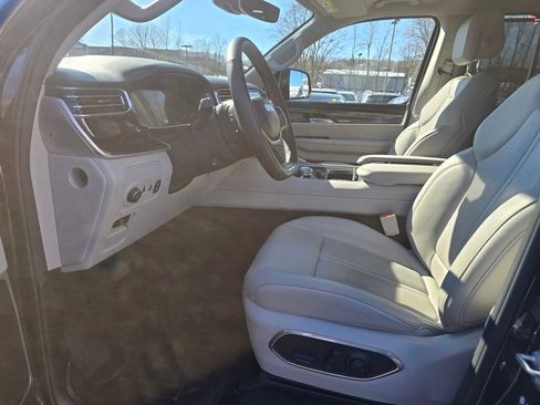 Used 2022 Jeep Wagoneer Series I w/ Convenience Group I image 16