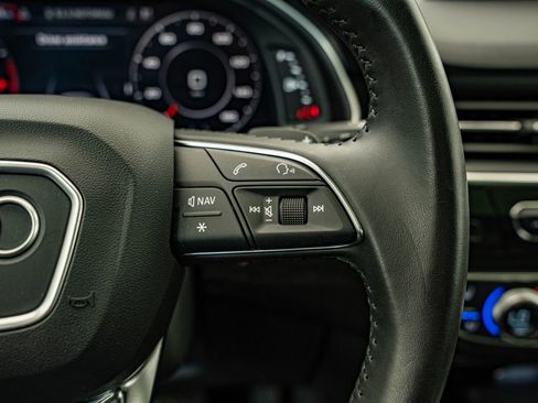 Used 2019 Audi Q7 3.0T Prestige w/ Prestige Package AWD/4WD image 22