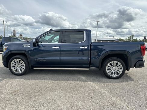 Used 2022 GMC Sierra 1500 Denali w/ Denali Premium Package AWD/4WD image 7