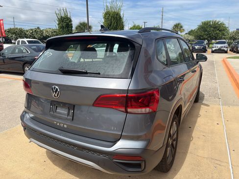 Used 2024 Volkswagen Taos S FWD image 10