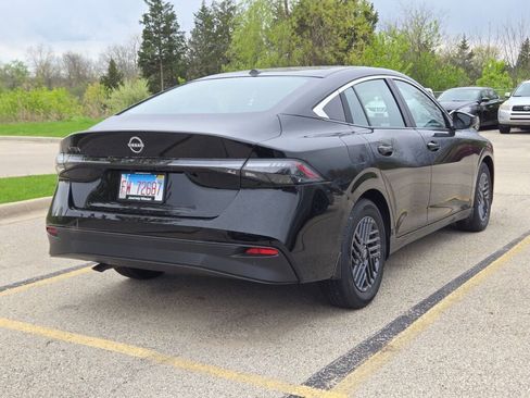Used 2026 Nissan Sentra SV w/ Floor Mat Package FWD image 6
