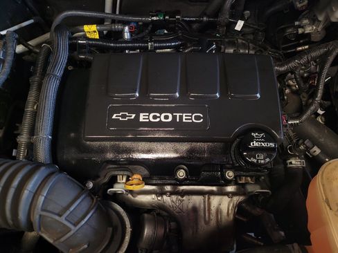 Used 2020 Chevrolet Trax LS FWD image 30