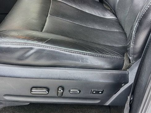 Used 2017 Ford Expedition Limited RWD image 24