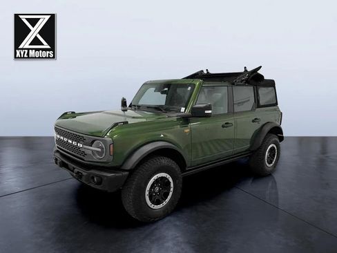 Used 2023 Ford Bronco Badlands w/ Sasquatch Package image 2