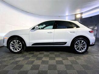 Certified 2025 Porsche Macan video 2