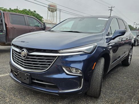 Used 2023 Buick Enclave Essence w/ Experience Buick Package AWD/4WD image 1