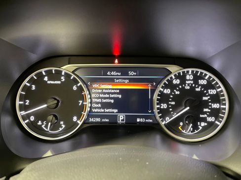 Used 2022 Nissan Sentra SR w/ SR Premium Package image 18