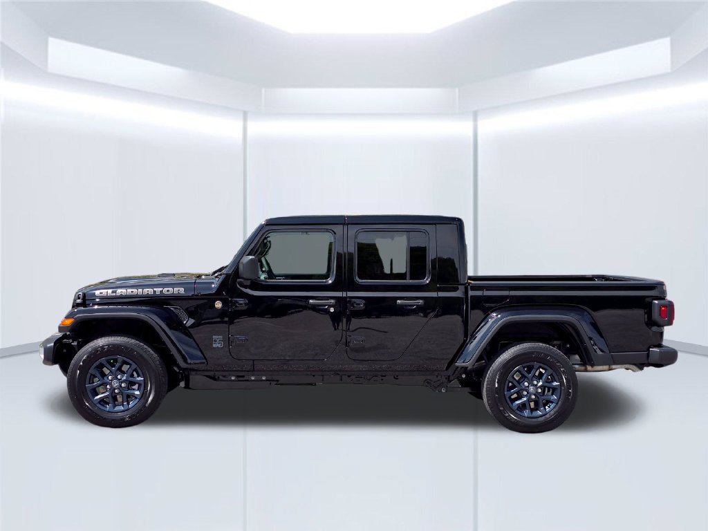 New 2026 Jeep Gladiator Sport AWD/4WD image 16