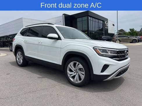 Used 2021 Volkswagen Atlas SE FWD image 3