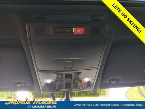 Used 2020 Volkswagen Tiguan SE R-Line w/ 3rd Row Seat Package image 18