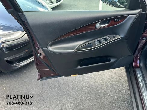 Used 2017 INFINITI QX50 AWD w/ Premium Plus Package image 18