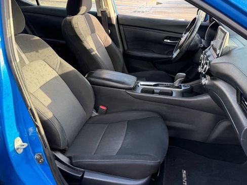 Certified 2021 Nissan Sentra SV FWD image 17