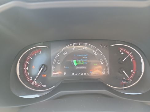 Certified 2024 Toyota RAV4 LE AWD/4WD image 22
