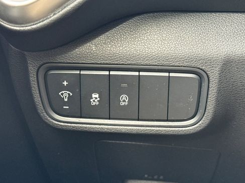 Used 2023 Kia Soul LX w/ Option Group 015 FWD image 42