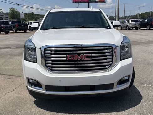 Used 2019 GMC Yukon XL SLT w/ Premium Edition RWD image 7