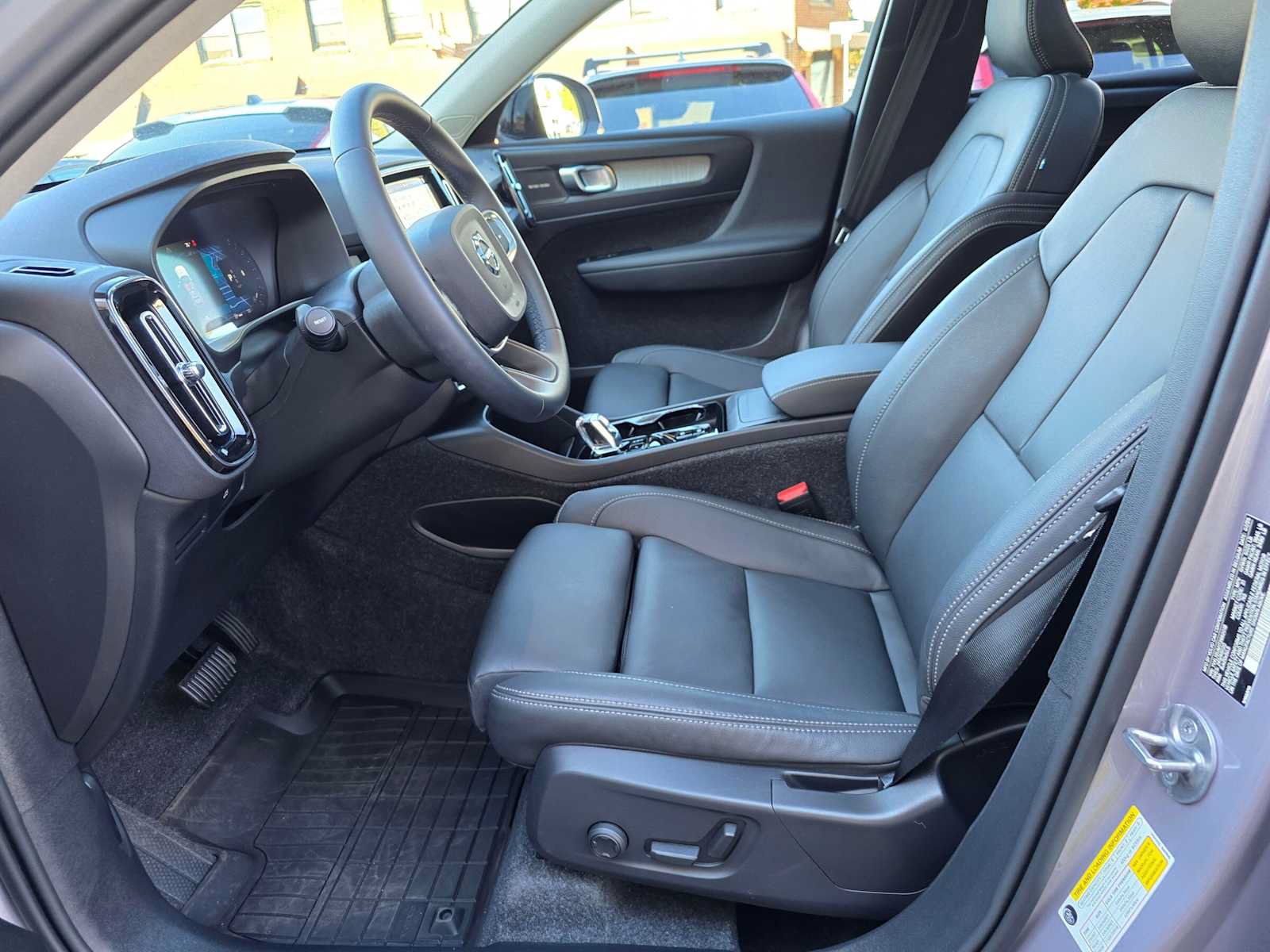 Used 2026 Volvo XC40 B5 Ultra w/ Protection Package Premier AWD/4WD image 20