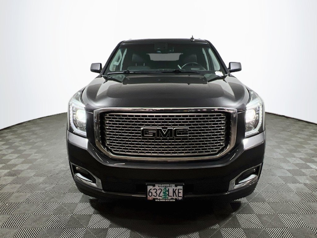 Used 2016 GMC Yukon Denali w/ Open Road Package AWD/4WD image 2