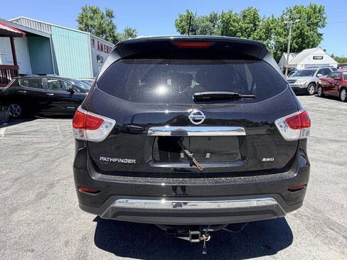 Used 2015 Nissan Pathfinder S AWD/4WD image 4