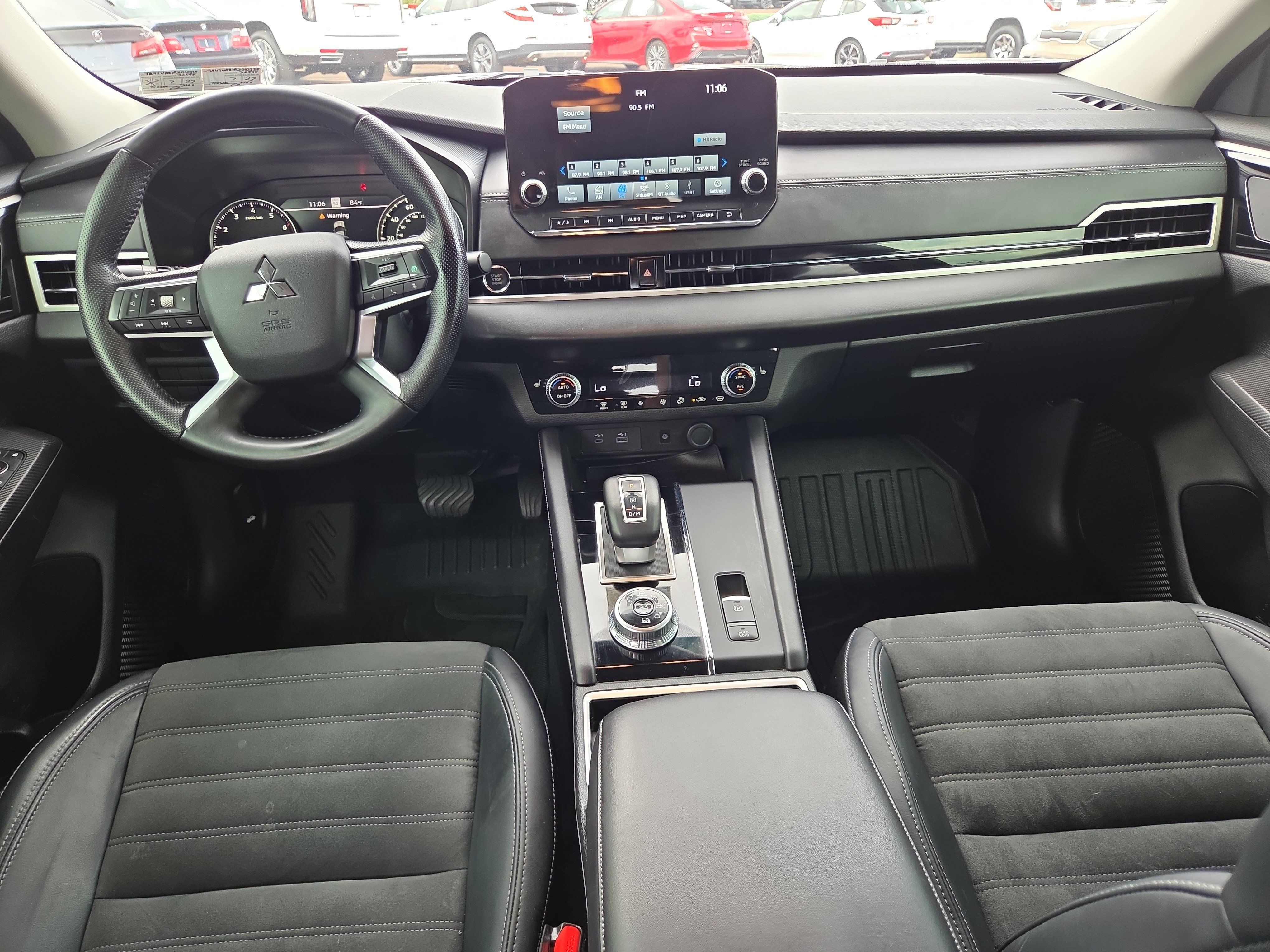 Used 2024 Mitsubishi Outlander SE Black Edition AWD/4WD image 20