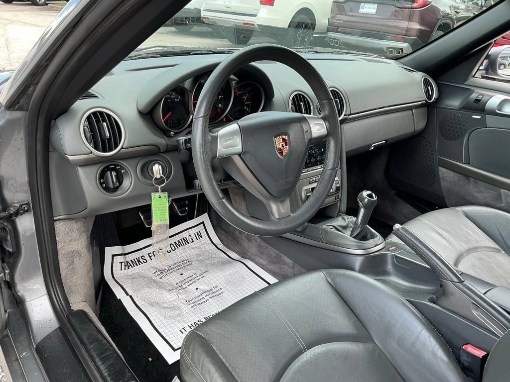 Used 2006 Porsche Boxster RWD image 23