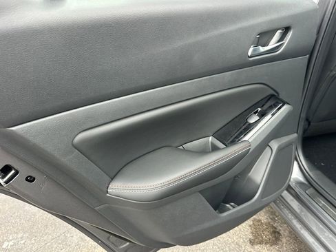 New 2025 Nissan Altima 2.5 SR w/ SR Premium Package image 14