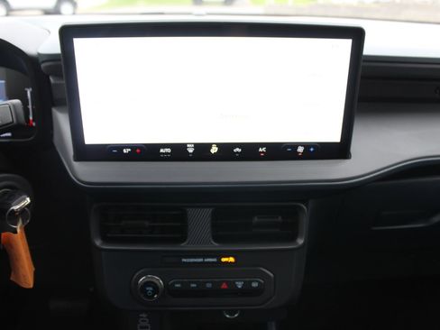 New 2026 Ford Maverick XL AWD/4WD image 38