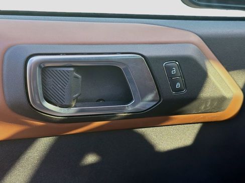 Used 2023 Ford Bronco Outer Banks AWD/4WD image 22