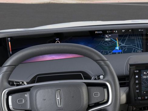 New 2026 Lincoln Nautilus Premier AWD/4WD image 13