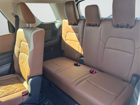 New 2026 Nissan Pathfinder Platinum w/ Cargo Package FWD image 35