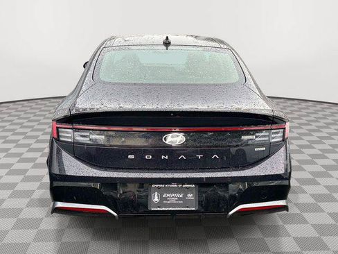 Used 2024 Hyundai Sonata Limited FWD image 3