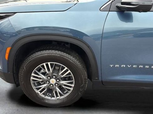 Used 2026 Chevrolet Traverse LT w/ Driver Confidence Package image 34