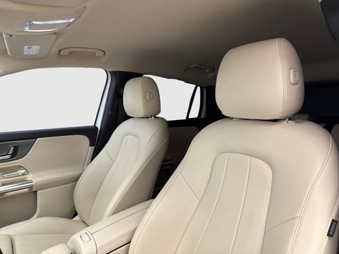 Used 2021 Mercedes-Benz GLA 250 image 15