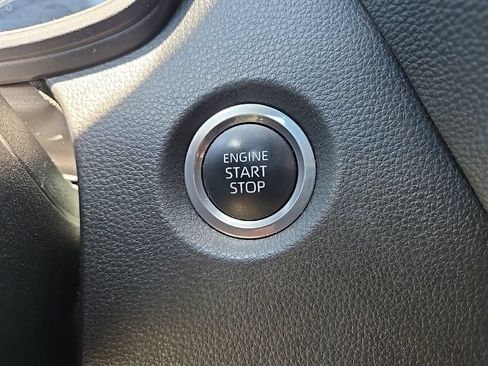 Used 2024 Toyota Corolla SE FWD image 30