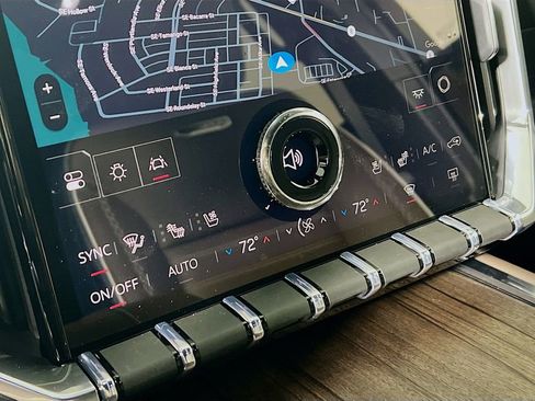 New 2026 GMC Acadia Denali Ultimate w/ LPO, Illumination Package image 15