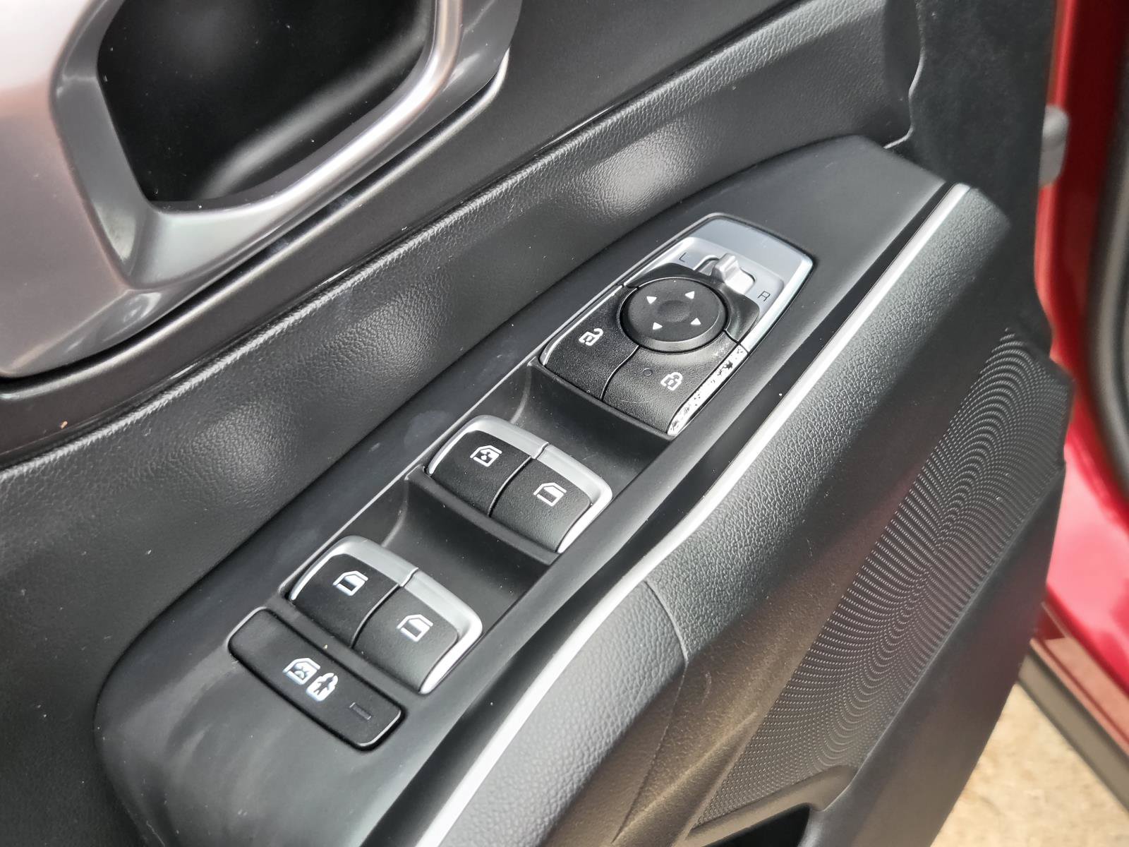 Used 2021 Kia Sorento S w/ Panoramic Sunroof Package FWD image 19