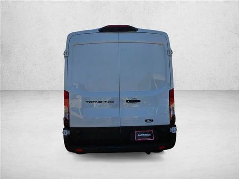 New 2026 Ford Transit 250 148 Medium Roof w/ Load Area Protection Package RWD image 10