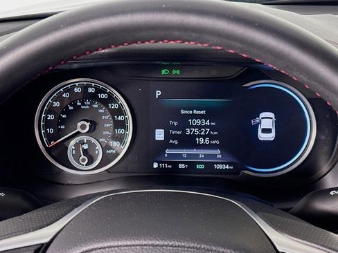 Used 2025 Genesis G70 3.3T Advanced RWD image 14