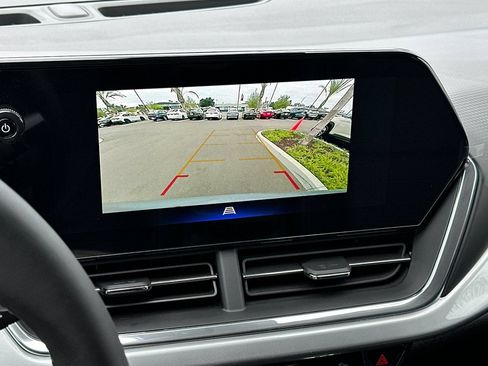 New 2026 Chevrolet Trax LT w/ Driver Confidence Package FWD image 19