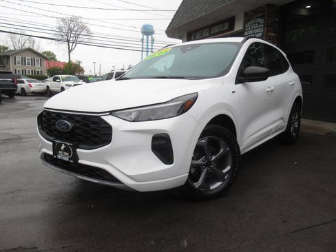 Used 2023 Ford Escape ST-Line AWD/4WD image 30