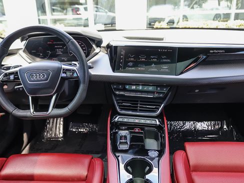 Used 2023 Audi e-tron GT Prestige AWD/4WD image 12