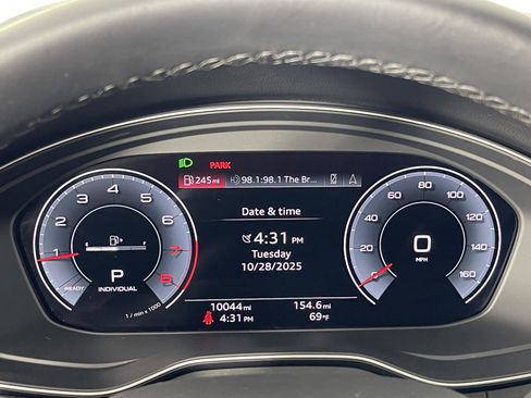 Certified 2025 Audi Q5 2.0T Premium Plus w/ Premium Plus Package image 27