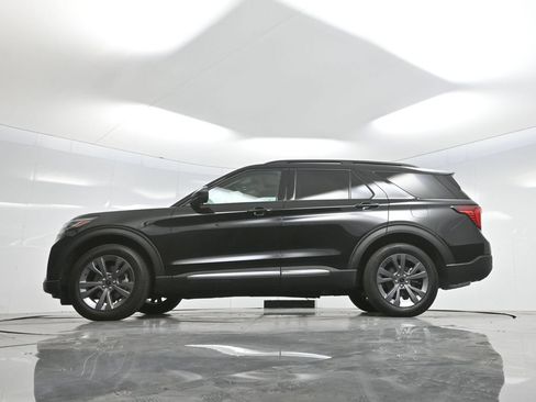 New 2025 Ford Explorer Active w/ Active Comfort Package AWD/4WD image 79