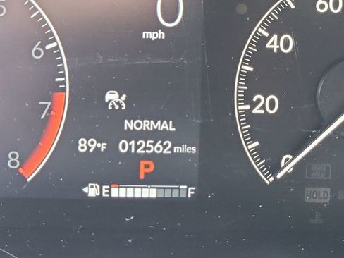 Used 2025 Honda HR-V LX image 19