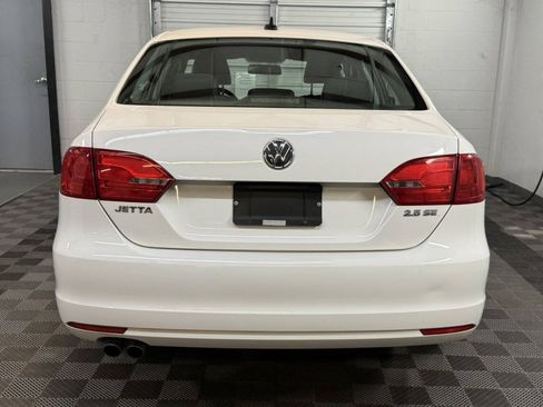 Used 2012 Volkswagen Jetta SE FWD image 5